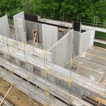 Sandwichwände aufgestellt.